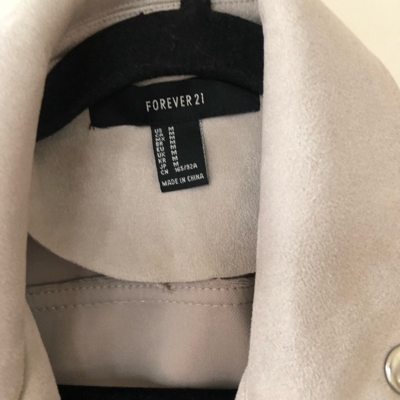 New Jacket - Picture 4 of 9